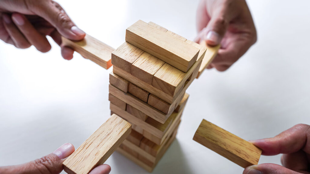 Optimize Insurance Operations with Event-Driven Architecture for Peak Performance