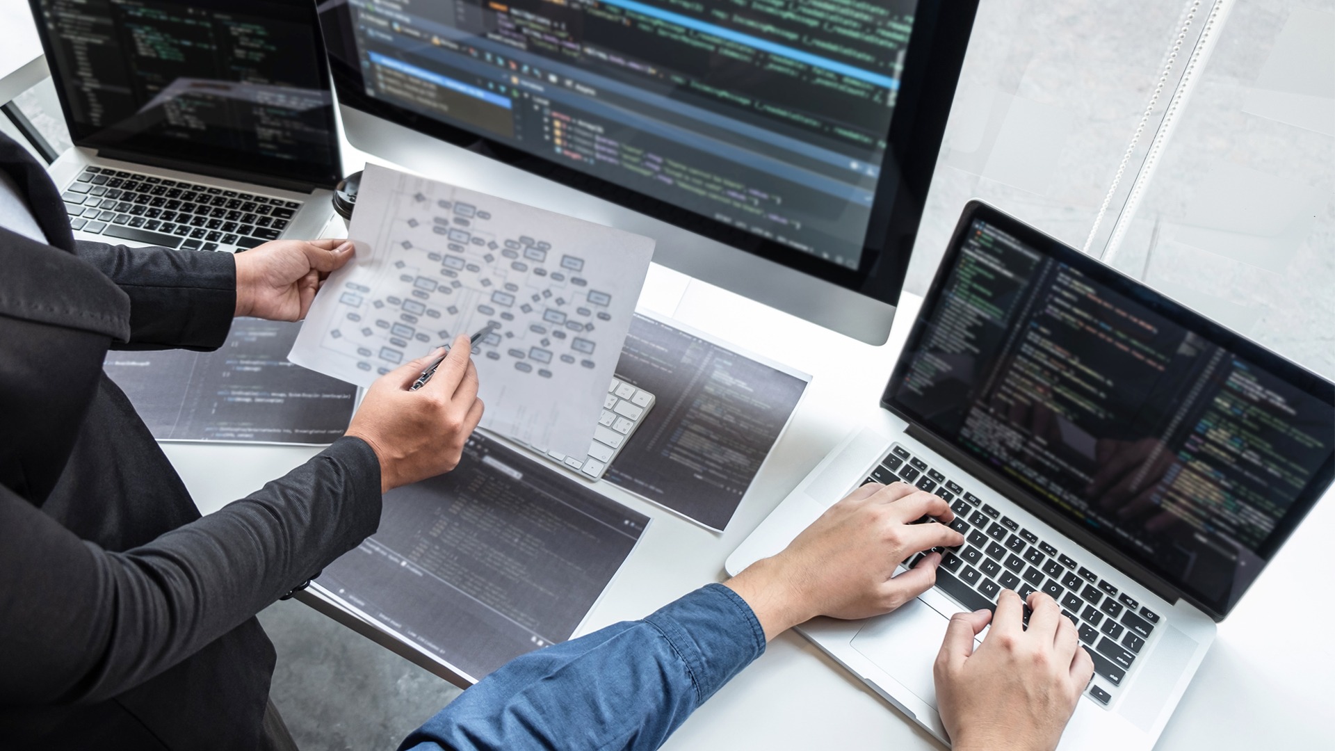 banner-whitpaper-rewriting-legacy-applications-for-business